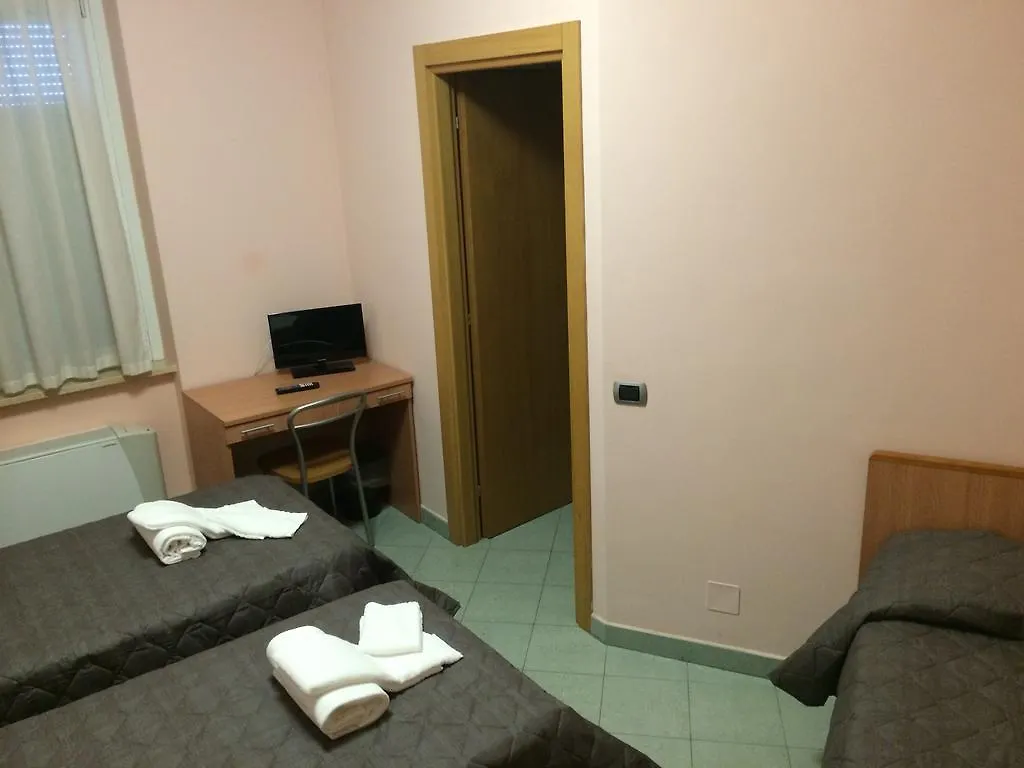 *** Vendégház Hh Il Gabbiano Hotel La Spezia Olaszország